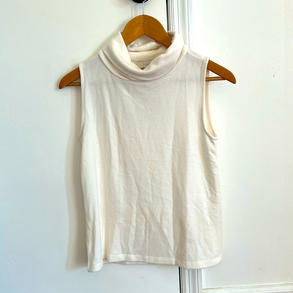 LOFT small , off white, sleeveless turtleneck - new with tags, soft!